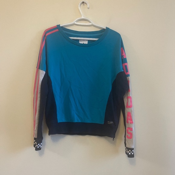 Adidas round neck block colour sweatshirt - Picture 2 of 4